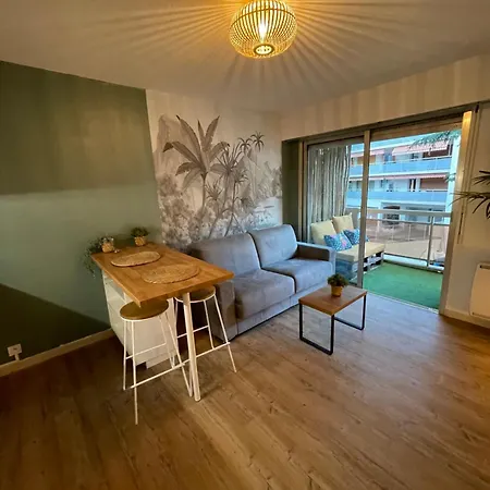 Carre D'or Juan Les Pins *